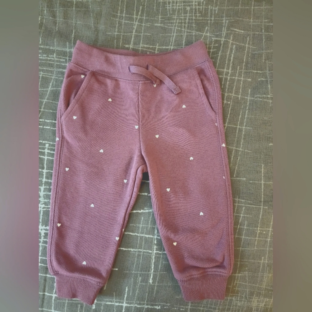 EUC Carter's Baby fleece lined Heart Print Pants, Purple, 12 Months